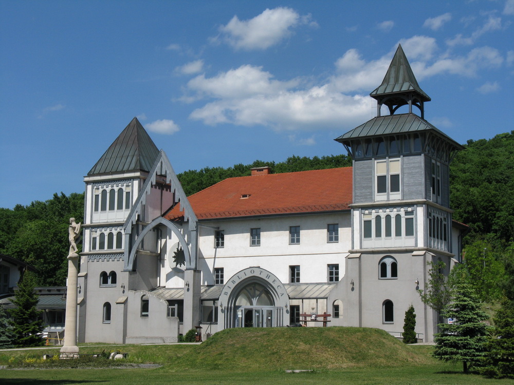 Oktatás